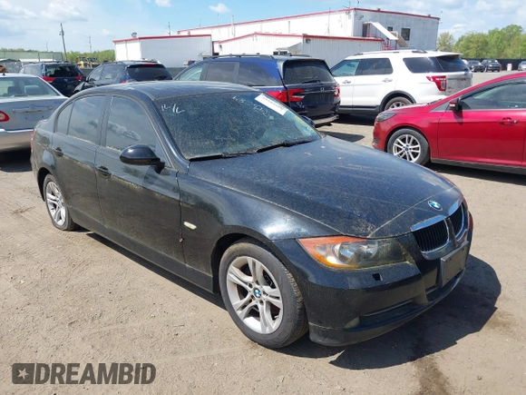 2008 BMW 3 Series 328xi with VIN WBAVC73518KP39386, listed as a IAAI auction lot 39828477 with 188,917 mi miles. Bid and sale history available at carsss.com. Image 1.