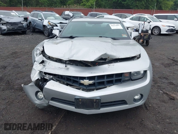 2011 Chevrolet Camaro 1LT with VIN 2G1FB1ED8B9208084, listed as a IAAI auction lot 42523897 with 112,894 mi miles and . Bid and sale history available at DreamBid. Image 12.