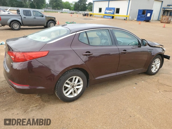 2011 Kia Optima LX z VIN KNAGM4A71B5056974, wystawiony jako Copart lot #54190885 z przebiegiem 53 768 mil mil oraz Szkoda całkowita • Salvage title. Historia ofert i sprzedaży dostępna na DreamBid. Obrazek 3.