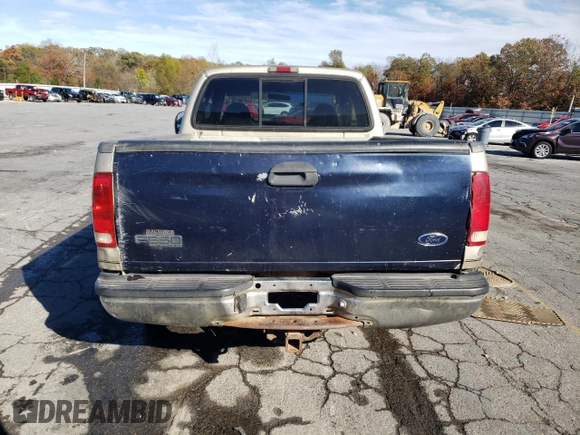 2000 Ford F-250 XL z VIN 1FTNX21F0YEE44462, wystawiony jako Copart lot #78092144 z przebiegiem 286 852 mil mil oraz Szkoda całkowita • Salvage title. Historia ofert i sprzedaży dostępna na DreamBid. Obrazek 6.