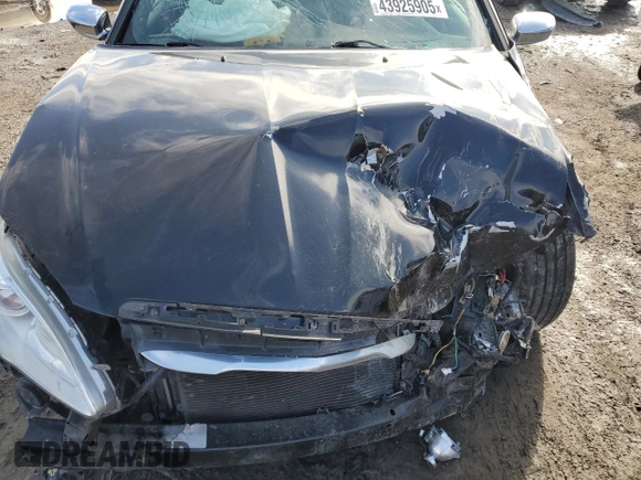 2014 Chrysler 200 Limited with VIN 1C3CCBCG0EN179938, listed as a Copart auction lot 43925905 with 0 mi miles and Salvage Title. Bid and sale history available at carsss.com. Image 11.