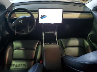 2019 Tesla Model 3 Long Range with VIN 5YJ3E1EB5KF452772, listed as a Copart auction lot 49033245 with 61,753 mi miles and Clean Title. Bid and sale history available at DreamBid. Image 8.