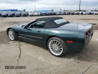 2000 Chevrolet Corvette with VIN 1G1YY32G4Y5121239, listed as a Copart auction lot 73692284 with 29,770 mi miles and Salvage Title. Bid and sale history available at carsss.com. Image 2.