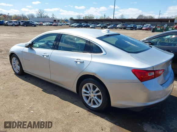 2018 Chevrolet Malibu LT with VIN 1G1ZD5ST8JF140336, listed as a IAAI auction lot 41972587 with 318,514 mi miles and . Bid and sale history available at DreamBid. Image 3.