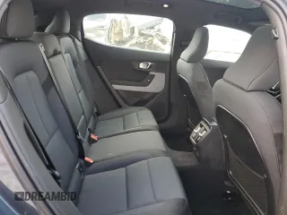 2022 Polestar 2 z VIN LPSED3KA8NL054100, wystawiony jako Copart lot #56489775 z przebiegiem 25 300 mil mil oraz Szkody całkowita. Historia ofert i sprzedaży dostępna na DreamBid. Obrazek 10.