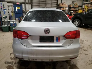 2011 Volkswagen Jetta z VIN 3VWWL7AJ5BM083732, wystawiony jako Copart lot #57943595 z przebiegiem 171 791 mil mil oraz Szkoda całkowita • Salvage title. Historia ofert i sprzedaży dostępna na DreamBid. Obrazek 6.