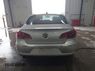 2015 Volkswagen CC R-Line z VIN WVWBP7AN9FE826400, wystawiony jako IAAI lot #40931896 z przebiegiem 117 022 mil mil oraz . Historia ofert i sprzedaży dostępna na DreamBid. Obrazek 16.