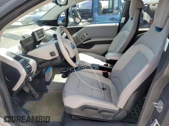 2015 BMW i3 с VIN WBY1Z4C55FV500738, выставлен на аукционе Copart как лот 58325715 с пробегом Не указан миль и Списание • Salvage title. История ставок и продаж доступна на DreamBid. Изображение 7.