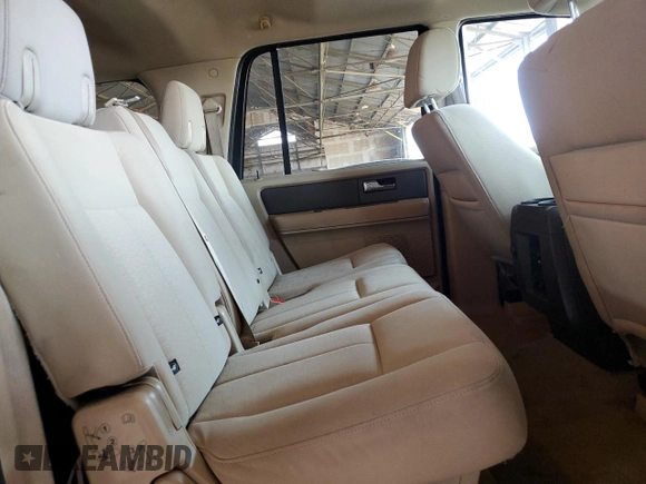 2007 Ford Expedition Max XLT z VIN 1FMFK16587LA56625, wystawiony jako Copart lot #63051425 z przebiegiem 192 738 mil mil oraz Szkoda całkowita • Salvage title. Historia ofert i sprzedaży dostępna na DreamBid. Obrazek 11.