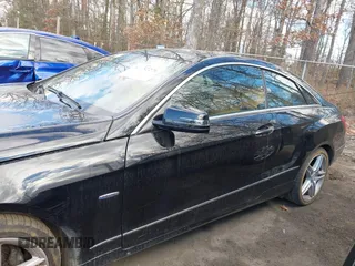 2012 Mercedes-Benz E 350 with VIN WDDKJ5KBXCF140579, listed as a IAAI auction lot 41652236 with 194,746 mi miles and . Bid and sale history available at DreamBid. Image 14.