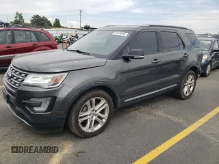 2017 Ford Explorer XLT z VIN 1FM5K8D88HGA60086, wystawiony jako Copart lot #60874065 z przebiegiem 89 286 mil mil oraz Szkoda całkowita • Salvage title. Historia ofert i sprzedaży dostępna na DreamBid. Obrazek 1.