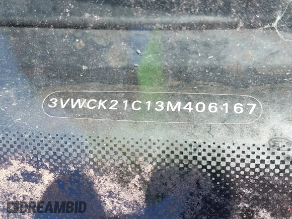 2003 Volkswagen Beetle GLS z VIN 3VWCK21C13M406167, wystawiony jako IAAI lot #41995409 z przebiegiem Nie podano mil oraz . Historia ofert i sprzedaży dostępna na DreamBid. Obrazek 9.