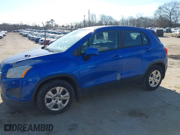 2015 Chevrolet Trax LS with VIN KL7CJKSB4FB086024, listed as a IAAI auction lot 41669572 with 124,312 mi miles. Bid and sale history available at carsss.com. Image 17.