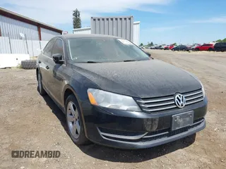 2014 Volkswagen Passat SE z VIN 1VWBT7A39EC073971, wystawiony jako IAAI lot #42266759 z przebiegiem 150 114 mil mil oraz . Historia ofert i sprzedaży dostępna na DreamBid. Obrazek 1.