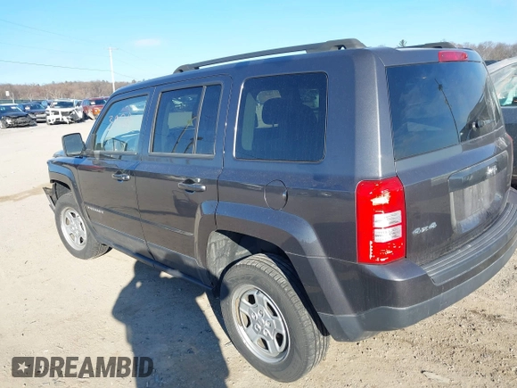 2015 Jeep Patriot Sport with VIN 1C4NJRBB1FD206631, listed as a IAAI auction lot 41703924 with 129,941 mi miles and . Bid and sale history available at carsss.com. Image 3.