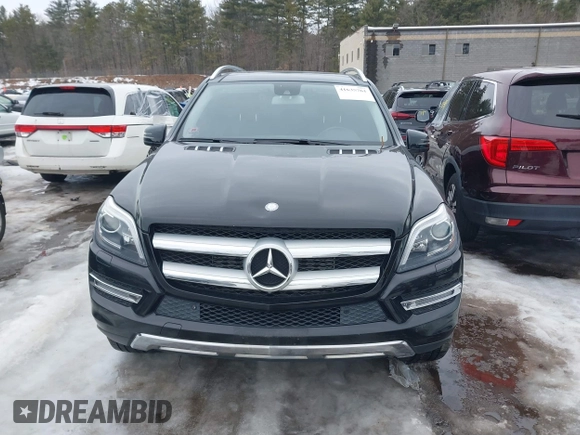 2015 Mercedes-Benz GL-Class GL 350 BlueTEC with VIN 4JGDF2EE2FA604678, listed as a IAAI auction lot 41635761 with 1 mi miles. Bid and sale history available at carsss.com. Image 12.