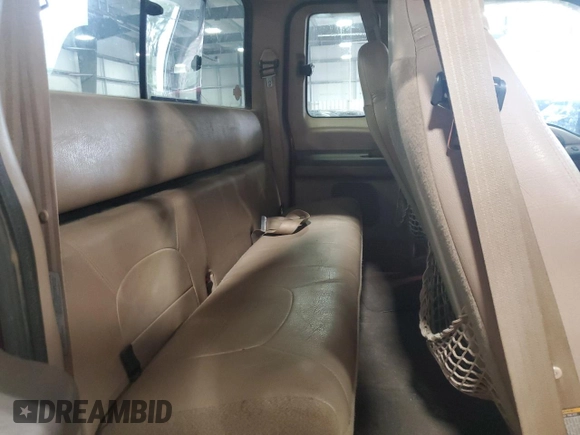 1999 Ford Super Duty F-250 XL with VIN 1FTNX21F1XEA88070, listed as a Copart auction lot 70012924 with 286,161 mi miles and Salvage Title. Bid and sale history available at carsss.com. Image 10.