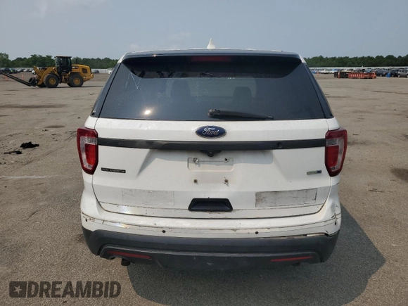 2017 Ford Police Interceptor Utility с VIN 1FM5K8AR5HGD59290, выставлен на аукционе Copart как лот 67779324 с пробегом 116 769 миль миль и На запчасти • Non repairable. История ставок и продаж доступна на DreamBid. Изображение 6.