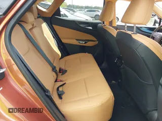 2025 Lexus NX 250 z VIN 2T2ADCAZ5SC019123, wystawiony jako IAAI lot #41485688 z przebiegiem 4 189 mil mil oraz . Historia ofert i sprzedaży dostępna na DreamBid. Obrazek 8.