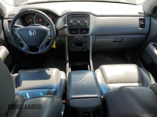 2007 Honda Pilot EX-L z VIN 2HKYF18597H526809, wystawiony jako Copart lot #58746155 z przebiegiem 264 515 mil mil oraz Czysty tytuł • Clean title. Historia ofert i sprzedaży dostępna na DreamBid. Obrazek 8.