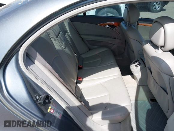 2006 Mercedes-Benz E 320 CDI with VIN WDBUF26J96A854465, listed as a IAAI auction lot 41970696 with Not Provided miles and . Bid and sale history available at DreamBid. Image 8.