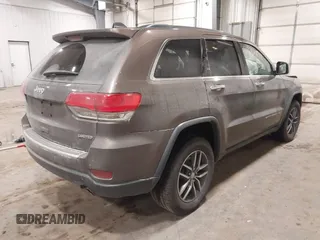 2018 Jeep Grand Cherokee Limited with VIN 1C4RJFBG2JC139502, listed as a IAAI auction lot 41372877 with 145,877 mi miles and . Bid and sale history available at DreamBid. Image 4.
