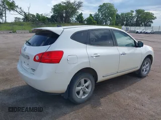 2012 Nissan Rogue S z VIN JN8AS5MV5CW370125, wystawiony jako IAAI lot #42498248 z przebiegiem 191 444 mil mil oraz . Historia ofert i sprzedaży dostępna na DreamBid. Obrazek 4.
