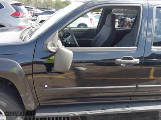 2006 Chevrolet Colorado LT w/3LT with VIN 1GCDS136968142830, listed as a IAAI auction lot 41711509 with 88,587 mi miles. Bid and sale history available at carsss.com. Image 6.