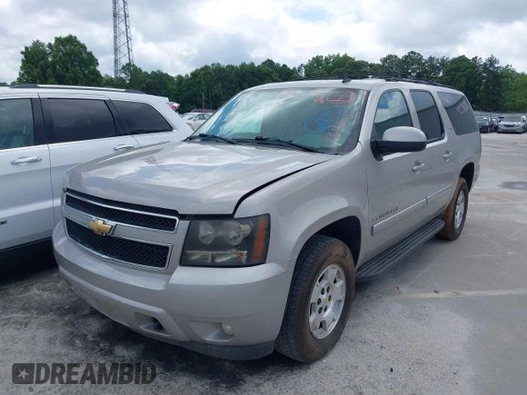 2007 Chevrolet Suburban LT с VIN 3GNFC16007G185405, выставлен на аукционе IAAI как лот 42471956 с пробегом 324 164 миль миль и . История ставок и продаж доступна на DreamBid. Изображение 2.