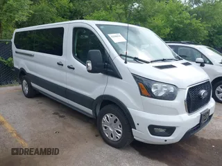 2024 Ford Transit Passenger XL с VIN 1FBAX2YG6RKA47052, выставлен на аукционе IAAI как лот 42500436 с пробегом 40 965 миль миль и . История ставок и продаж доступна на DreamBid. Изображение 1.