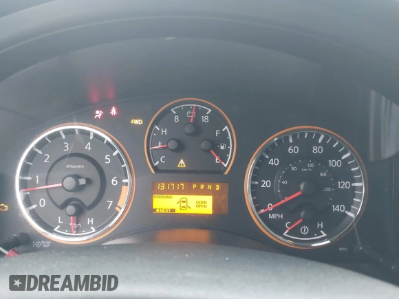 2014 Nissan Armada SL z VIN 5N1BA0NC8EN601509, wystawiony jako IAAI lot #42420782 z przebiegiem 131 717 mil mil oraz . Historia ofert i sprzedaży dostępna na DreamBid. Obrazek 7.