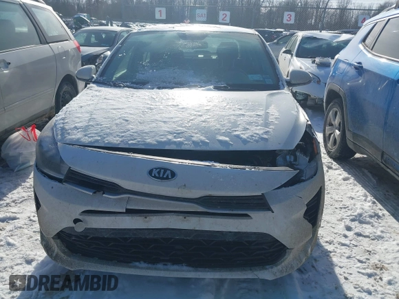 2021 Kia Rio LX with VIN 3KPA24AD7ME386193, listed as a IAAI auction lot 41289934 with 72,178 mi miles. Bid and sale history available at carsss.com. Image 12.