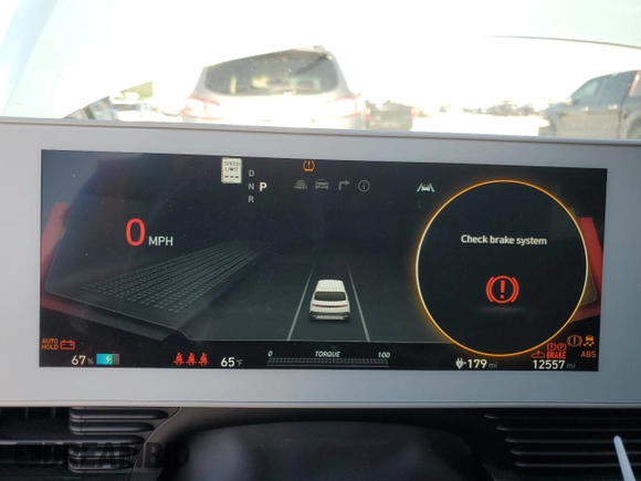 2024 Hyundai Ioniq 5 SEL with VIN KM8KN4DE3RU270784, listed as a Copart auction lot 57637565 with 12,557 mi miles and Salvage title. Bid and sale history available at DreamBid. Image 9.