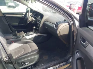 2014 Audi A4 Premium z VIN WAUAFAFL1EN024888, wystawiony jako IAAI lot #41733326 z przebiegiem 117 232 mil mil oraz . Historia ofert i sprzedaży dostępna na DreamBid. Obrazek 5.