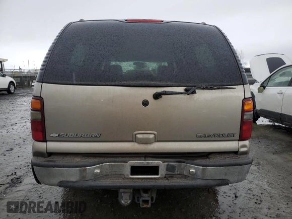 2003 Chevrolet Suburban LS with VIN 3GNEC16T93G145517, listed as a Copart auction lot 42450085 with 334,438 mi miles and Salvage Title. Bid and sale history available at carsss.com. Image 6.