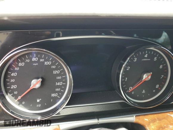 2017 Mercedes-Benz E 300 Luxury with VIN WDDZF4JB2HA152337, listed as a Copart auction lot 49504643 with Not Provided miles and . Bid and sale history available at DreamBid. Image 9.