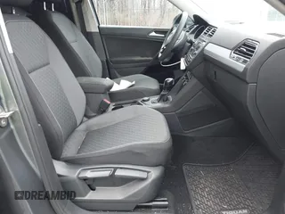 2021 Volkswagen Tiguan S with VIN 3VV0B7AX3MM026708, listed as a IAAI auction lot 41527399 with 80,061 mi miles and . Bid and sale history available at DreamBid. Image 5.