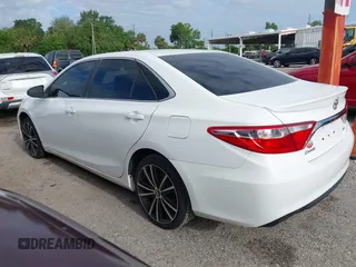 2017 Toyota Camry XLE with VIN 4T1BF1FK5HU344817, listed as a IAAI auction lot 42011843 with 196,326 mi miles. Bid and sale history available at carsss.com. Image 14.