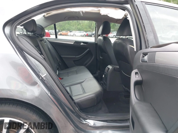 2018 Volkswagen Jetta SE with VIN 3VWDB7AJ8JM259679, listed as a IAAI auction lot 42080896 with 44,969 mi miles and . Bid and sale history available at DreamBid. Image 8.