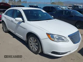 2013 Chrysler 200 LX with VIN 1C3CCBAB8DN688682, listed as a IAAI auction lot 41693101 with 125,478 mi miles. Bid and sale history available at carsss.com. Image 1.