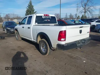 2018 Ram 1500 Express z VIN 1C6RR7FT0JS232912, wystawiony jako IAAI lot #41876834 z przebiegiem 137 642 mil mil oraz . Historia ofert i sprzedaży dostępna na DreamBid. Obrazek 3.
