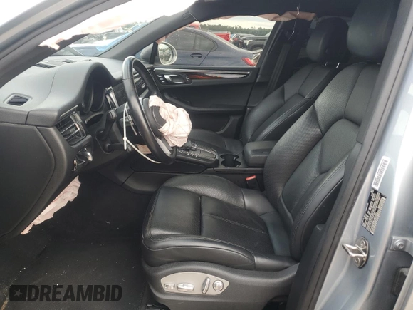 2020 Porsche Macan S с VIN WP1AB2A53LLB31591, выставлен на аукционе Copart как лот 56244825 с пробегом 54 964 миль миль и Списание • Salvage title. История ставок и продаж доступна на DreamBid. Изображение 7.