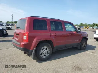 2014 Jeep Patriot Sport with VIN 1C4NJPBA7ED812056, listed as a Copart auction lot 60888345 with 113,243 mi miles and Salvage title. Bid and sale history available at DreamBid. Image 3.