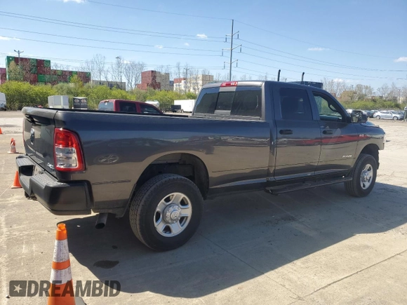 2022 Ram 2500 Tradesman with VIN 3C6UR5HJXNG157305, listed as a Copart auction lot 52484455 with 35,973 mi miles and Salvage title. Bid and sale history available at DreamBid. Image 3.