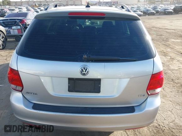 2011 Volkswagen Jetta TDI with VIN 3VWML7AJ3BM609296, listed as a IAAI auction lot 41410838 with 139,369 mi miles and . Bid and sale history available at DreamBid. Image 16.