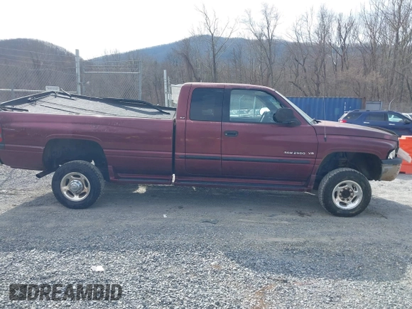 2001 Dodge 2500 with VIN 3B7KF23Z01G215596, listed as a IAAI auction lot 41718476 with 211,853 mi miles and . Bid and sale history available at DreamBid. Image 13.