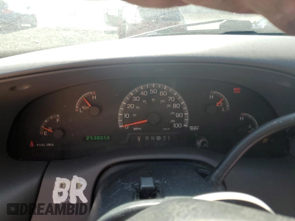 2004 Ford F-150 XL with VIN 2FTRF18W54CA36334, listed as a Copart auction lot 63464375 with 253,805 mi miles and Salvage title. Bid and sale history available at DreamBid. Image 9.