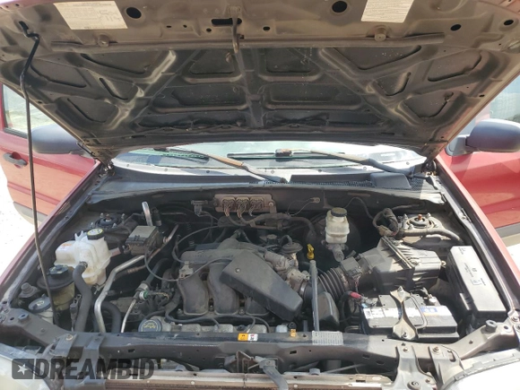 2006 Ford Escape XLT с VIN 1FMYU03116KC24320, выставлен на аукционе Copart как лот 54156365 с пробегом 159 521 миль миль и Списание • Salvage title. История ставок и продаж доступна на DreamBid. Изображение 12.