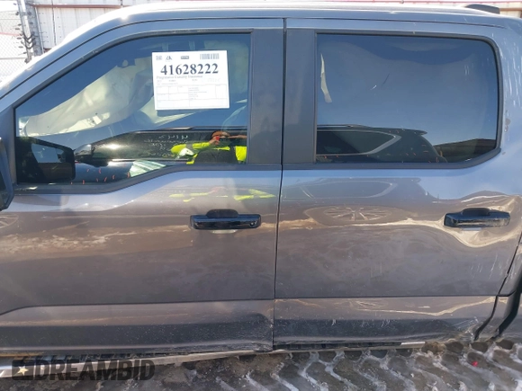 2021 Ford F-150 XL z VIN 1FTEW1C51MFC94173, wystawiony jako IAAI lot #41628222 z przebiegiem 23 266 mil mil oraz . Historia ofert i sprzedaży dostępna na DreamBid. Obrazek 15.