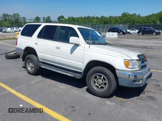 1999 Toyota 4Runner SR5 with VIN JT3GN86RXX0093547, listed as a IAAI auction lot 42134993 with 193,949 mi miles. Bid and sale history available at carsss.com. Image 1.